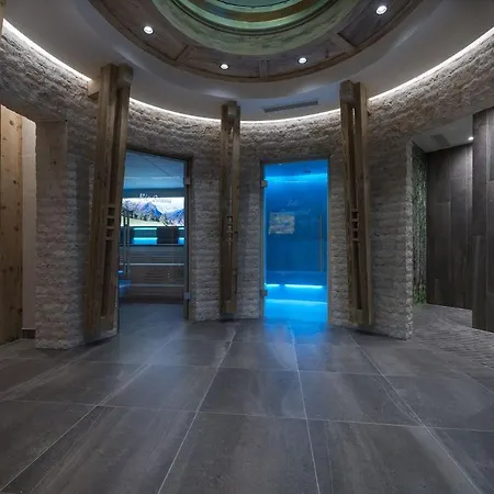Schiff In Den Bergen Szálloda 4*