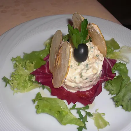 Hotel Schiff In Den Bergen 4*