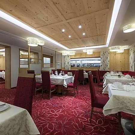 מלון Schiff In Den Bergen 4*