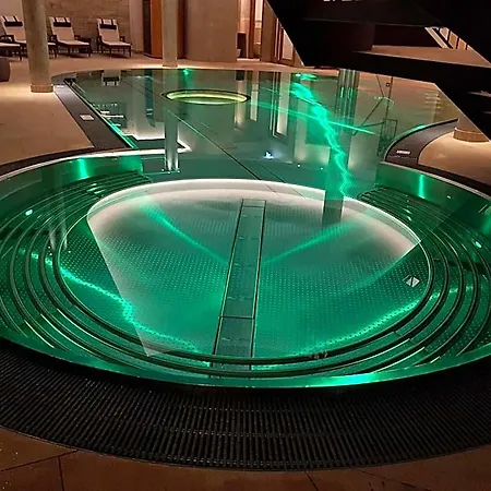 Hotel Schiff In Den Bergen 4*