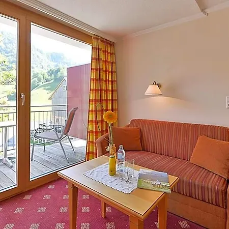 Schiff In Den Bergen Hotel 4*