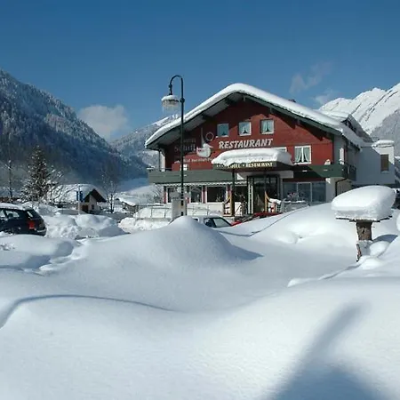 Hotel Schiff In Den Bergen 4*